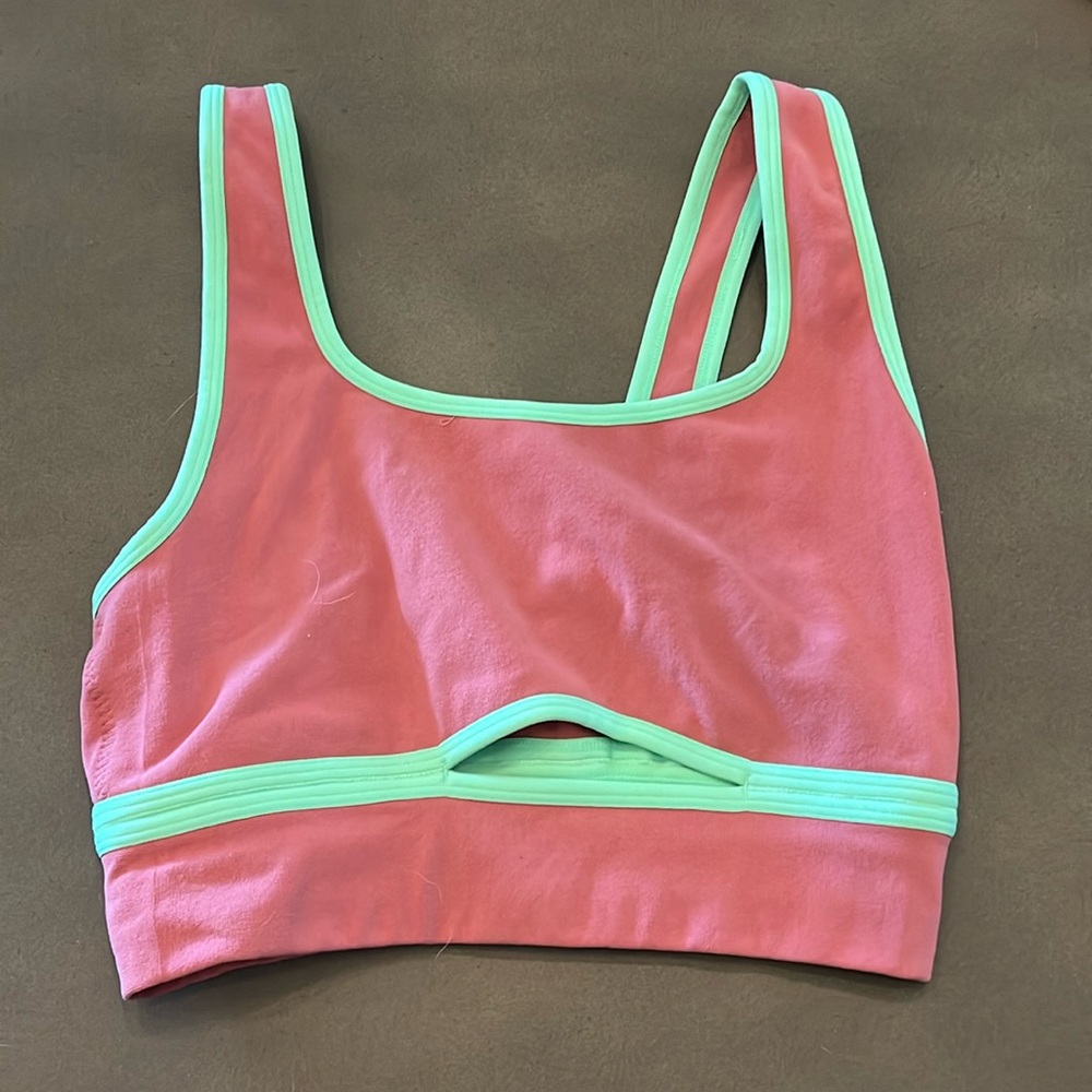Fabletics Sculptknit Cut Out Low Impact Sports Bra, Mauve, size 1X